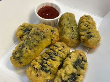 Crispy Seaweed Rolls at Son of Egg